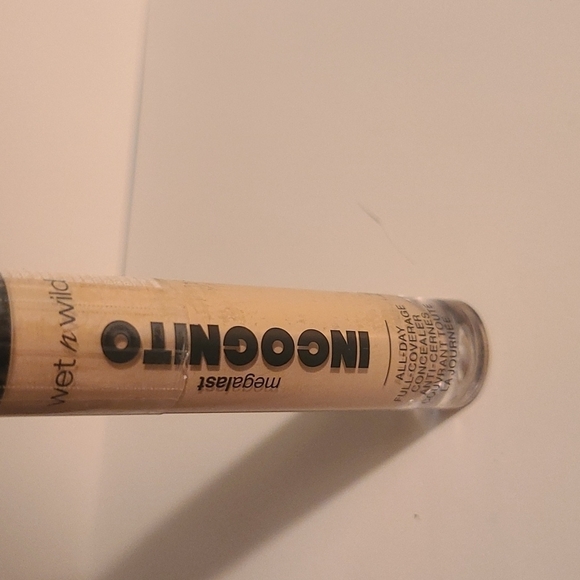 Wet n Wild Megalast Incognito Lot - Picture 5 of 7